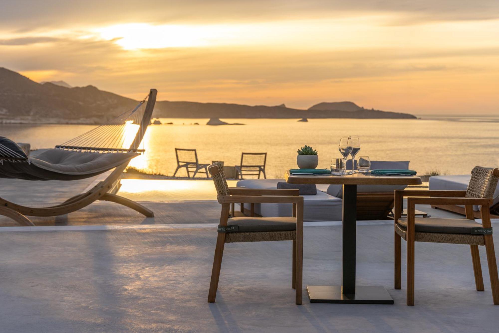 Hotel Domes White Coast Milos, Adults Only - Small Luxury Of The World 5*