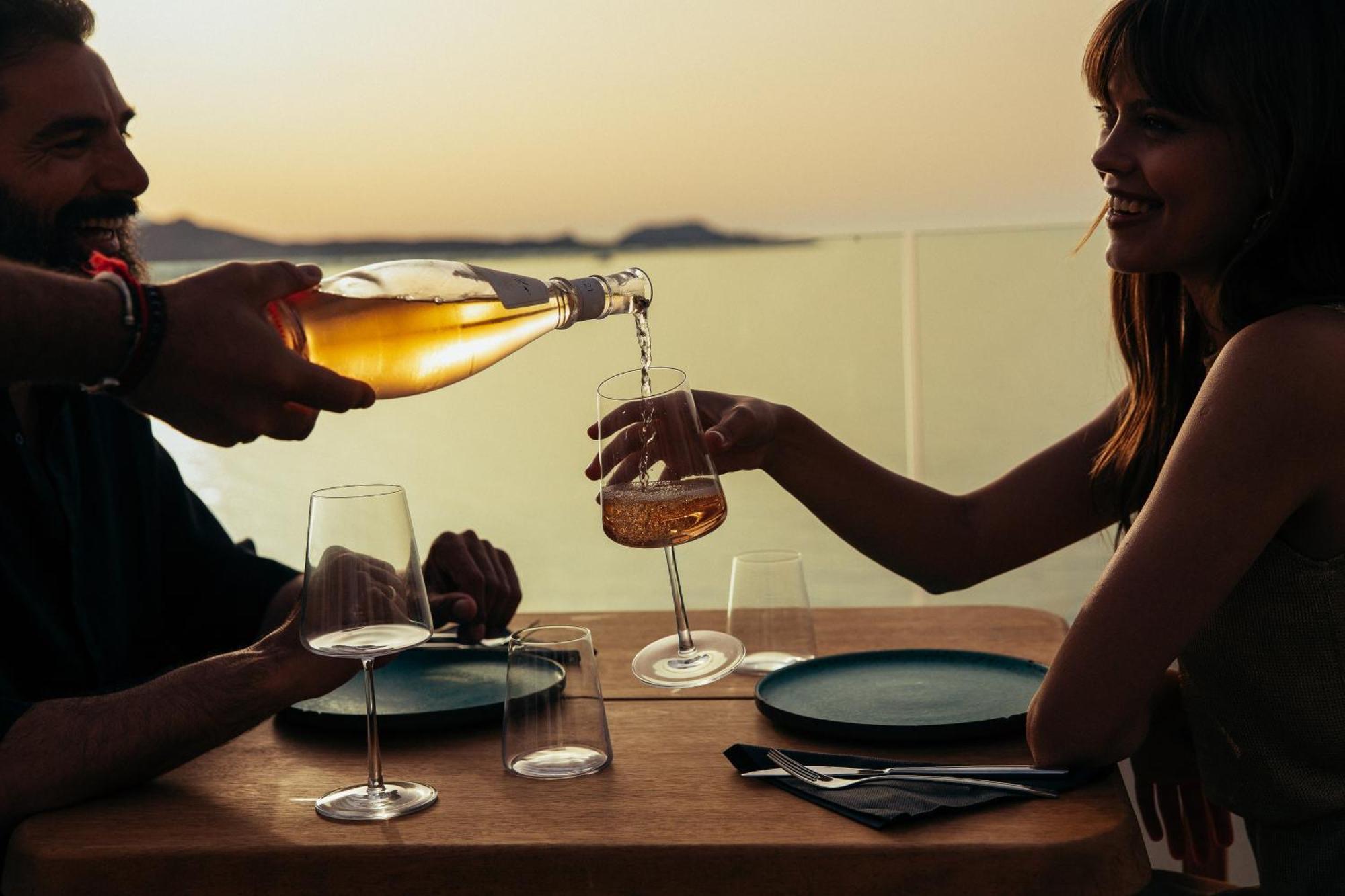 Domes White Coast Milos, Adults Only - Small Luxury Of The World